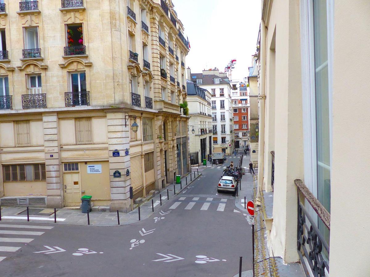 Real Parisian Apartment With 2 Bedrooms And Ac Exterior photo